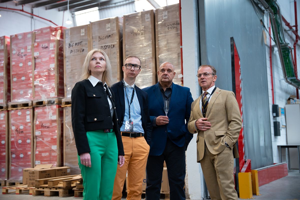 Kubalu_WolfGroup_baja-07438