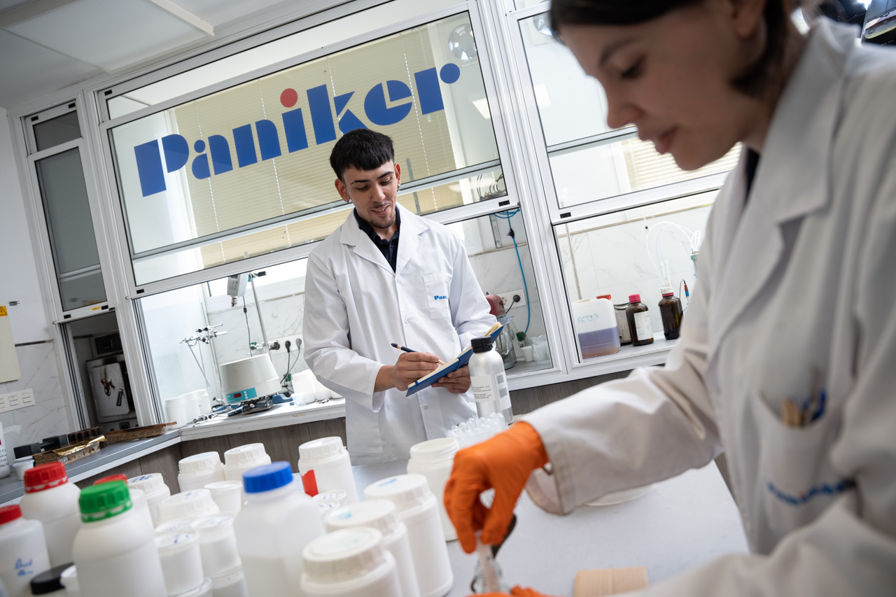 visualstock_paniker-03046